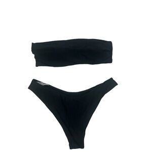 Black strapless bikini